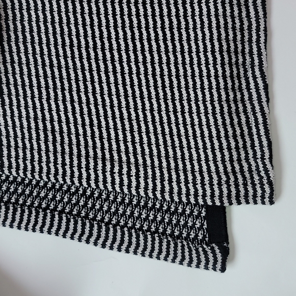 Cabi Fergie Chunky Split Hem Cowl Neck Wrap Sweater In Black White/Size M. - Picture 10 of 10